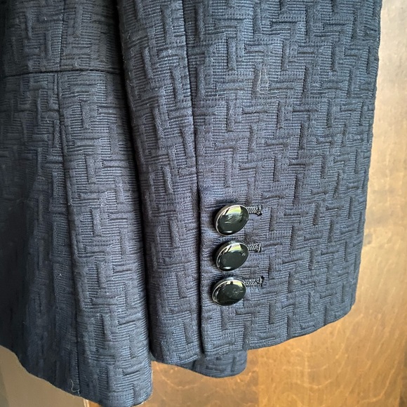 Jacket - Picture 3 of 5